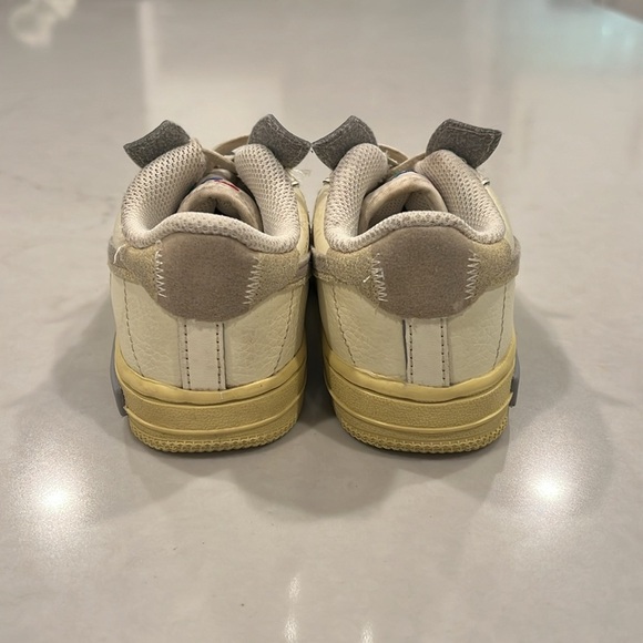 Nike Air force, toddler boy size 9 - Picture 4 of 5